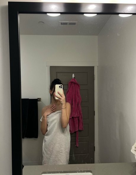 kylienelson actrice hd des photos