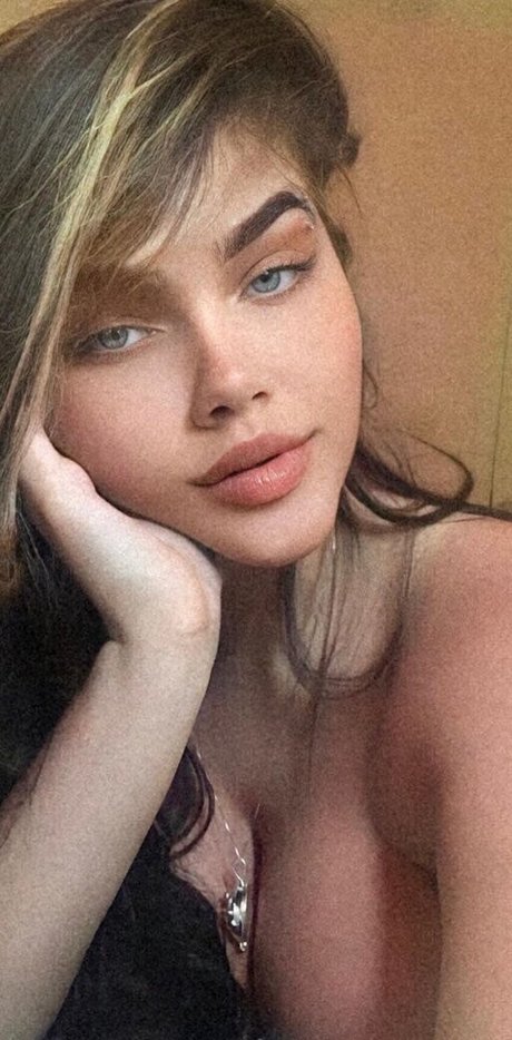 Catharina Leone étoile sympa des photos