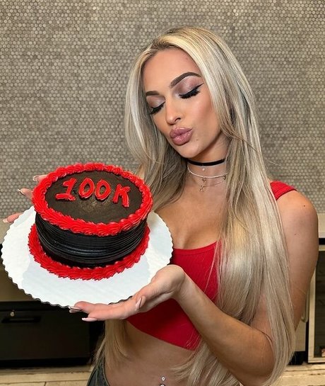 Karmen Petrovic étoile de l'art image