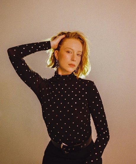 Hannah Einbinder modèle sympa galerie