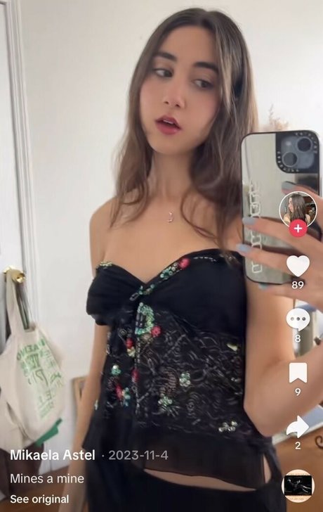 Mikaela Astel étoile gratuite collection