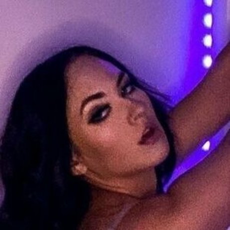 onyxcherrie beau modèle collection