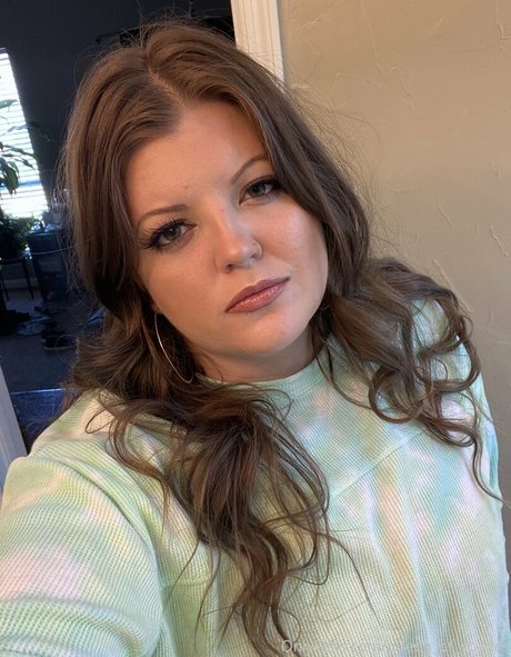 queen of spades actrice chaude galeries