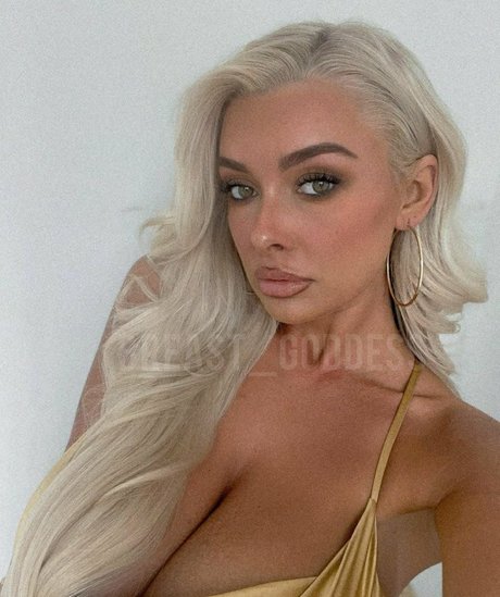 Lucy Cartlidge meilleure star du porno galerie