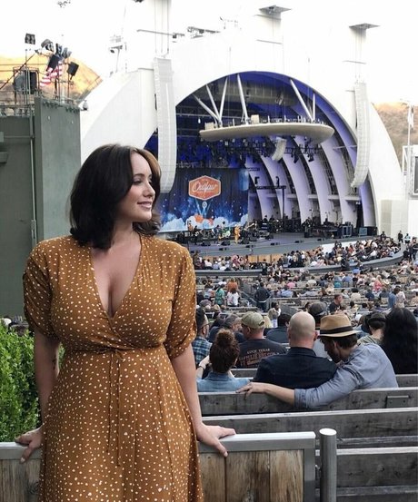 Courtney Jaye belle actrice images