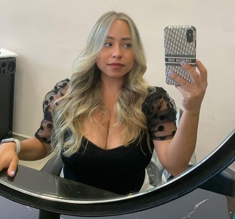 Akaren meilleur modèle photos