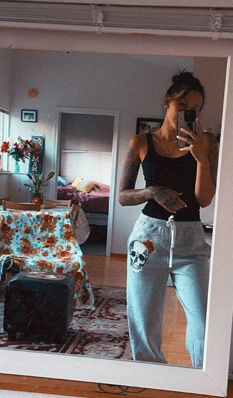 tully banks modèle de sexe archive