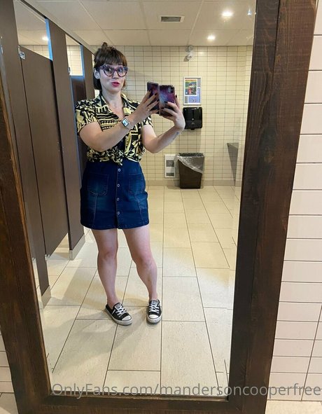 mandersoncooperfree actrice exclusive images