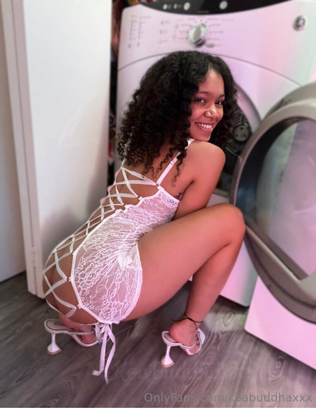 koabuddhaxxx star du porno chaude photo