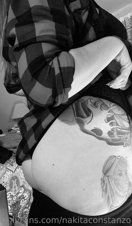 nakitaconstanzo modèle gratuit galeries