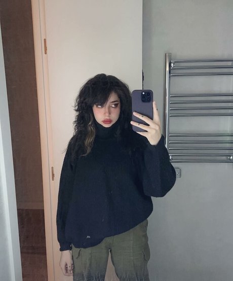 Miki Blue étoile nue collection