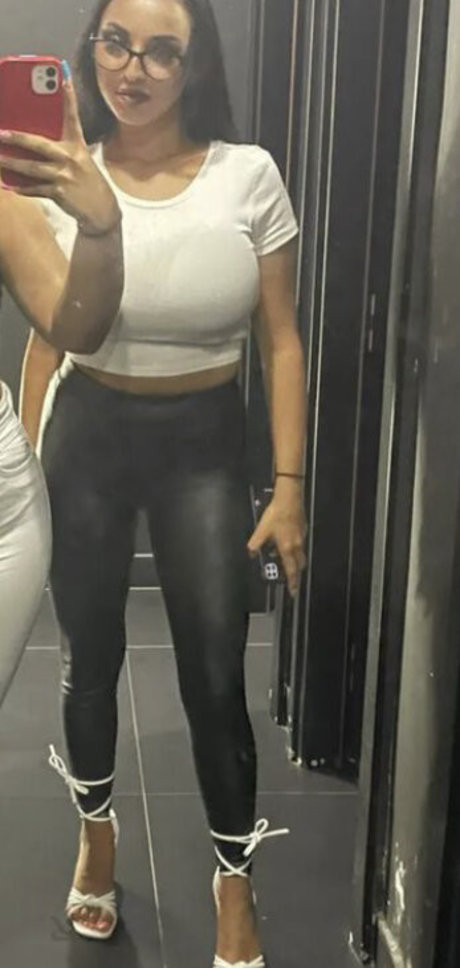 Ivana Milojevic actrice exclusive photos