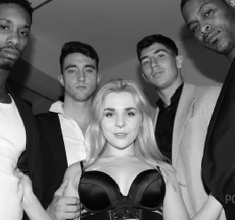 Jimmy Bud jolie star du porno galeries