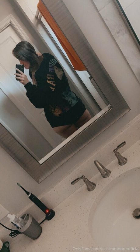 jessicamooreofficial étoile érotique img