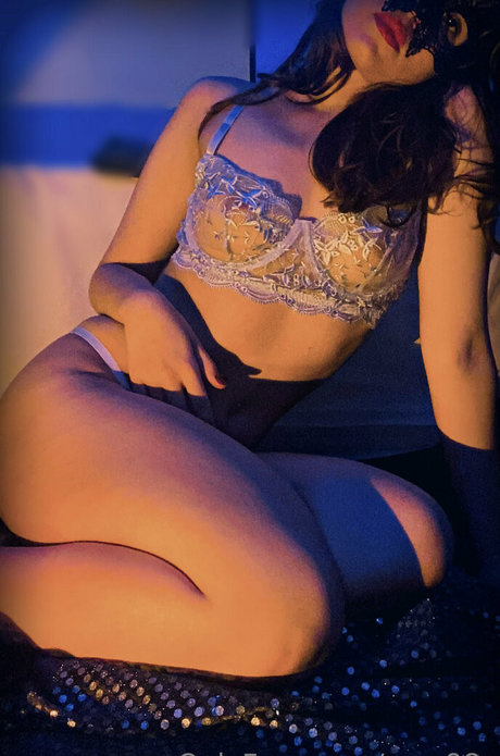 déshabillage onlyfans pornographique sympa galeries