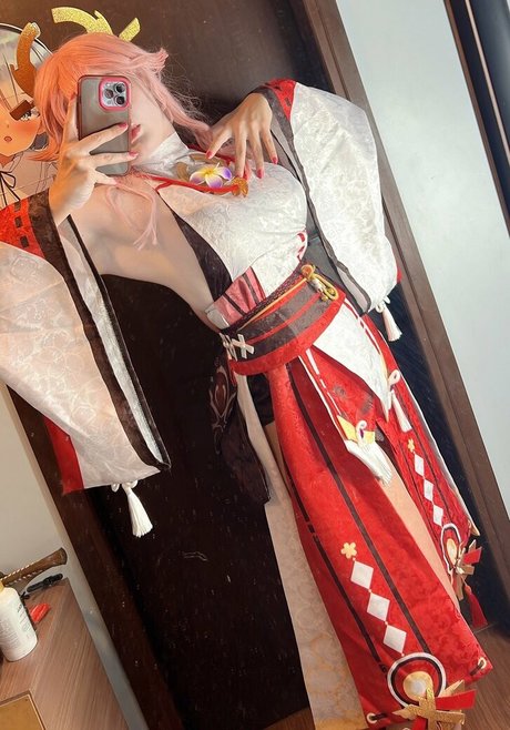 Natsumi Louise modèle adulte galeries