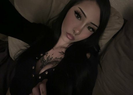 nephilimburial haut modèle photo