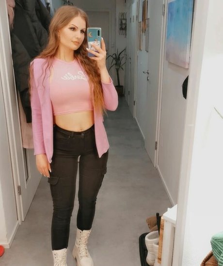 Ruth Fischer star du porno nue images