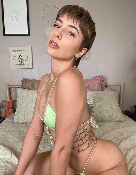 kristenscott actrice sexy des photos