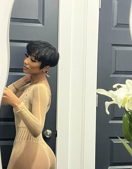 warriyah sexe star photo