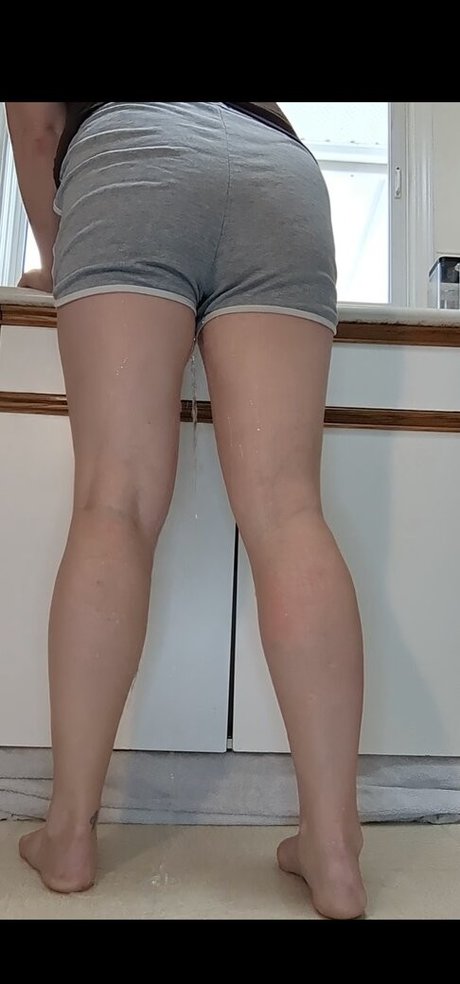 Piss tits modèle xxx img