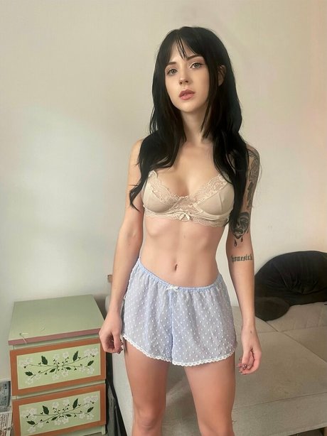 Frankiebunnie étoile érotique images