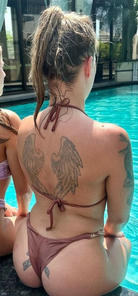 Silvia and Eveline Dellai actrice exclusive galeries