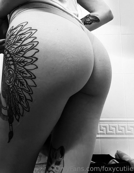 Foxycutiie actrice libre galeries