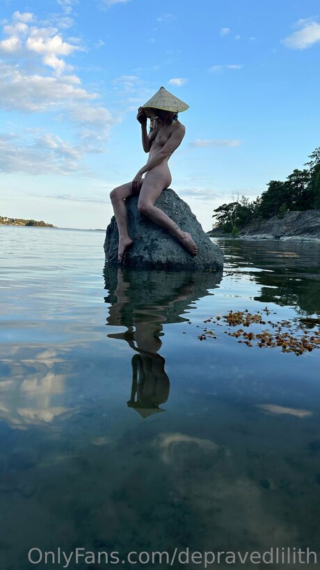 depravedlilith sexe star image