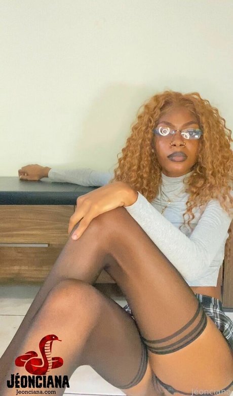 Jeonciana nus de stars du porno collection