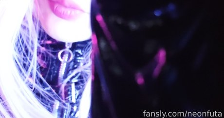 neonfuta modèle gratuit photo