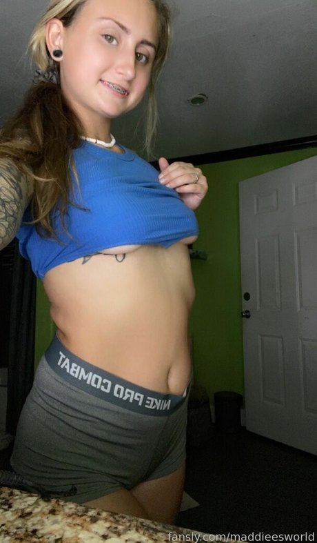 Maddieesworld modèles nus photos
