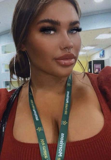 Nicole Barker actrice xxx img