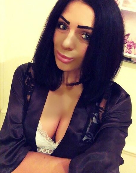 pipe éjaculation dans la bouche onlyfans haut sexy archive