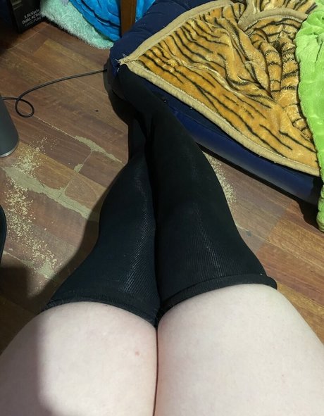 Frozen Cherry modèle exclusif photos