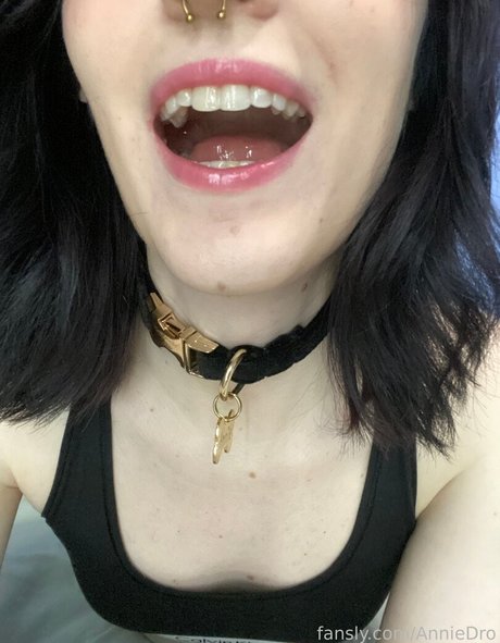 AnnieDro modèle exclusif photos