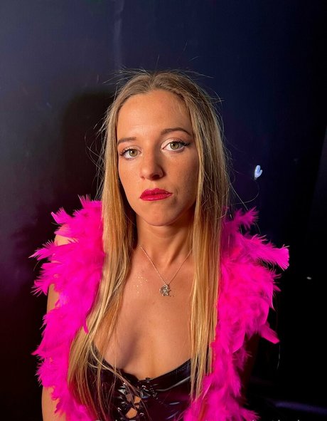 anna hotbabee étoile magnifique collection