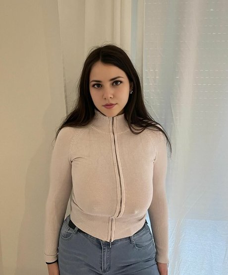 mia gaarciia étoile de l'art galeries