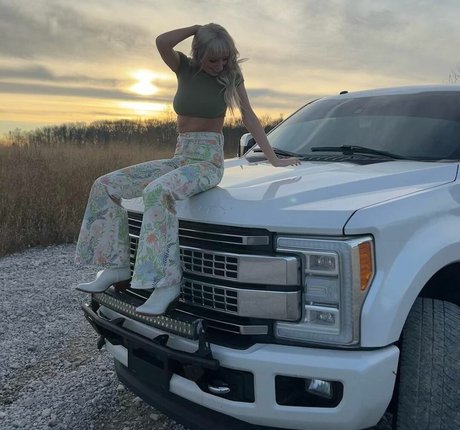 maddyspremium actrice sexy collection