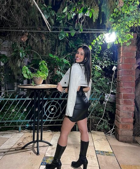 May Cohen star du porno exclusive archive