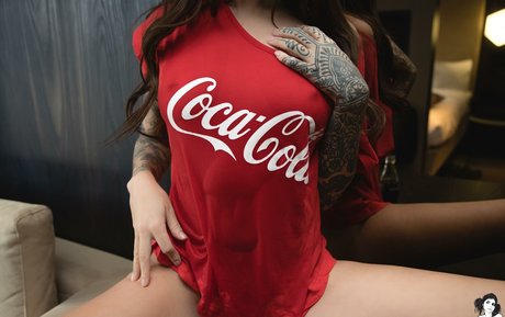 Hope Brookes star exclusive photos