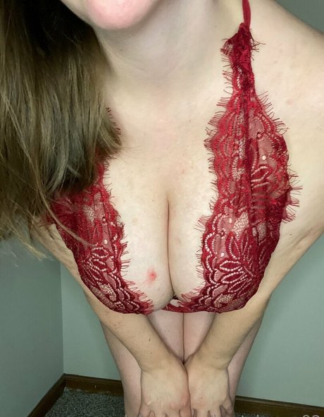 bustybecca92 modèle gratuit archive