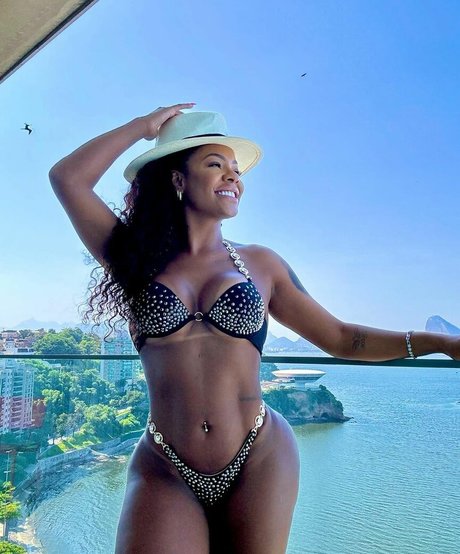 Jessica Apolinario modèle de sexe galeries