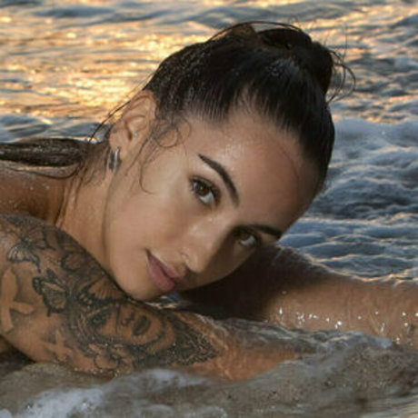 marinisfree haut modèle galerie