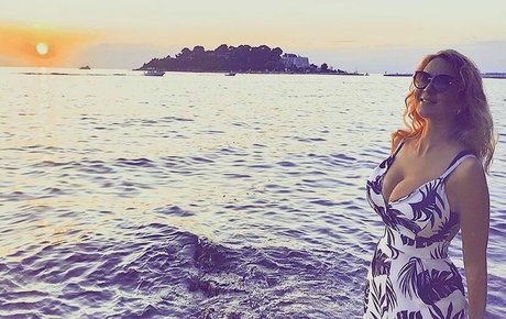 Berina Fati étoile sympa archive