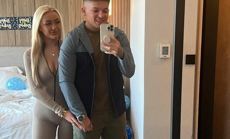 Lily Mcalpine actrice hd des photos