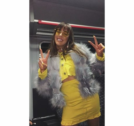 Bobbie Cook actrice exclusive images