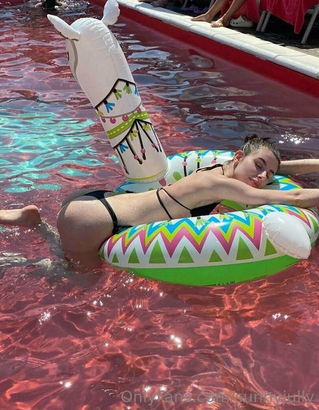 sunnyjully étoile sexy galerie