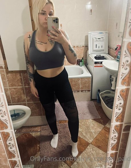 mamie gros seins onlyfans gratuit xxx image