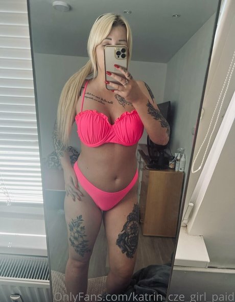 katrin cze girl paid modèle sympa photo